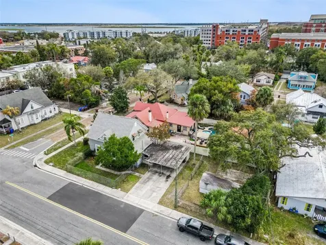 116-118 N Beaumont Avenue Kissimmee FL 34741