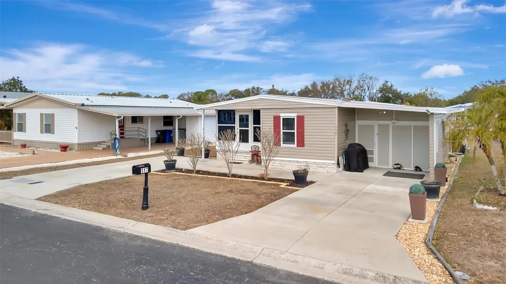 117 S Saint Thomas Circle Apollo Beach FL 33572