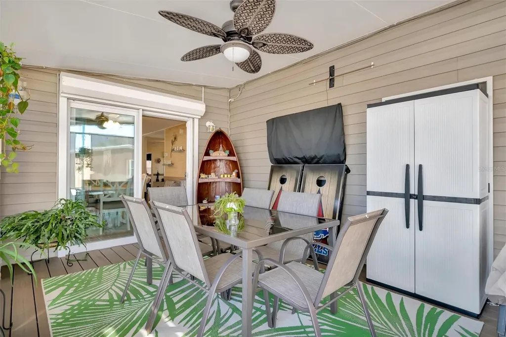 117 S Saint Thomas Circle Apollo Beach FL 33572