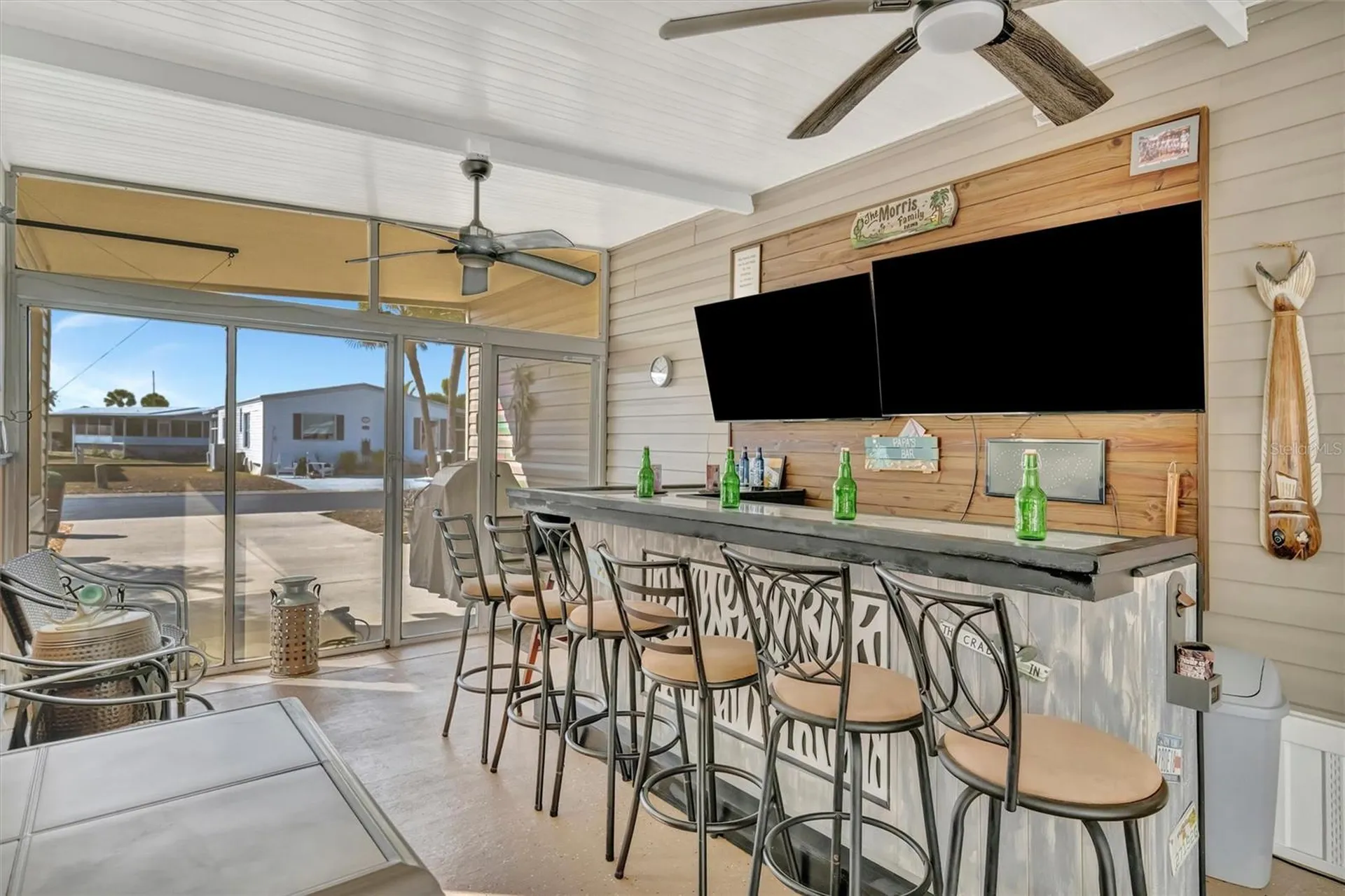 117 S Saint Thomas Circle Apollo Beach FL 33572