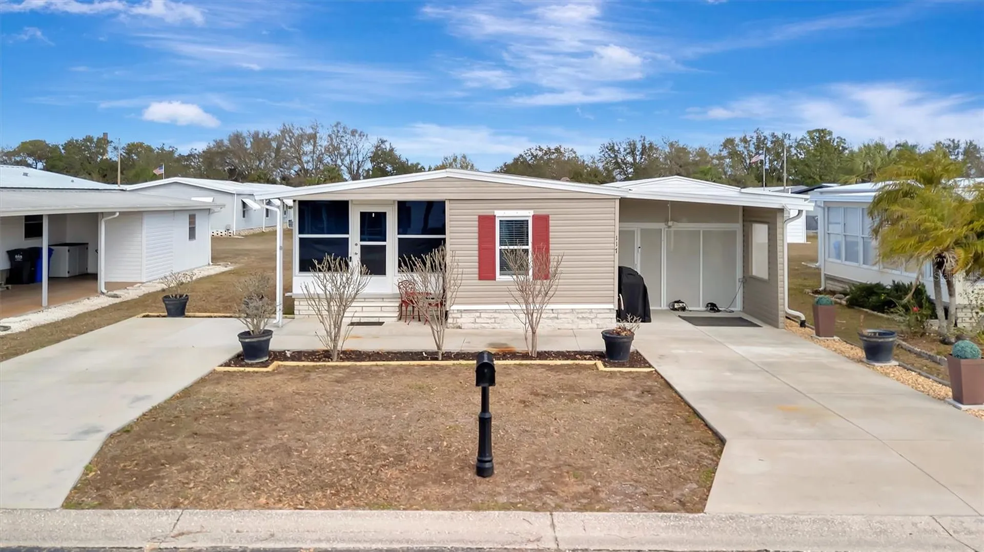 117 S Saint Thomas Circle Apollo Beach FL 33572