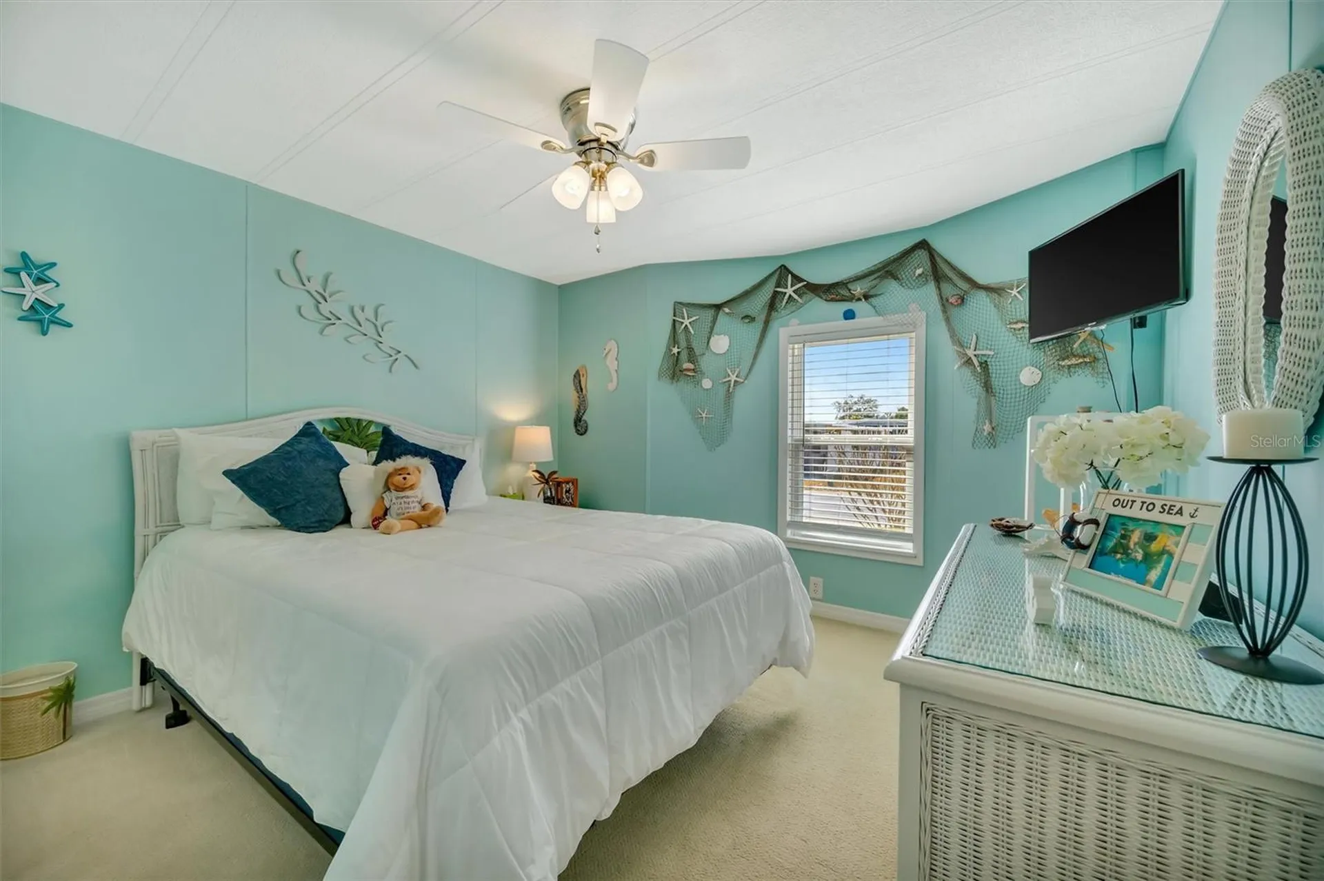 117 S Saint Thomas Circle Apollo Beach FL 33572
