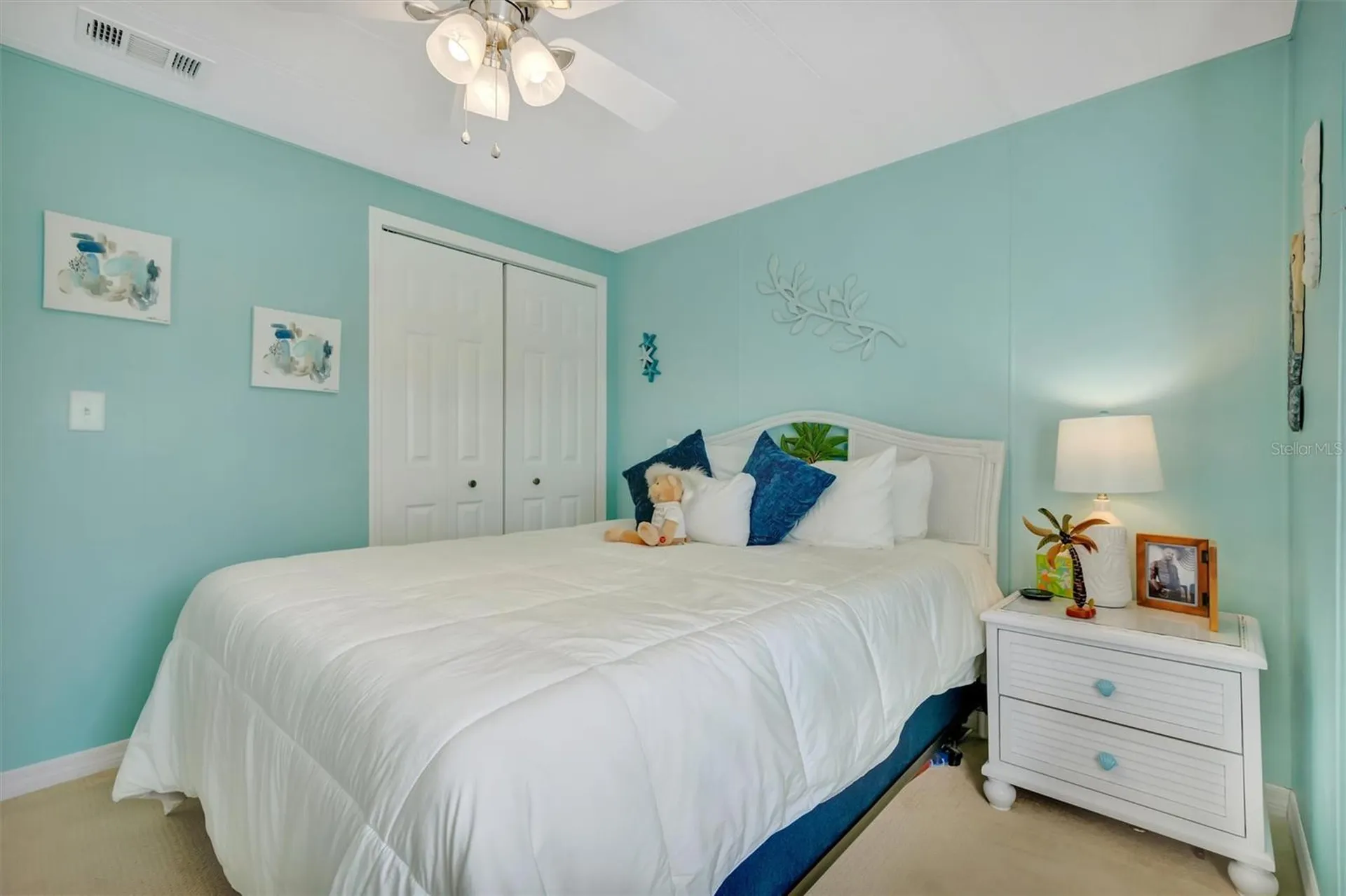 117 S Saint Thomas Circle Apollo Beach FL 33572