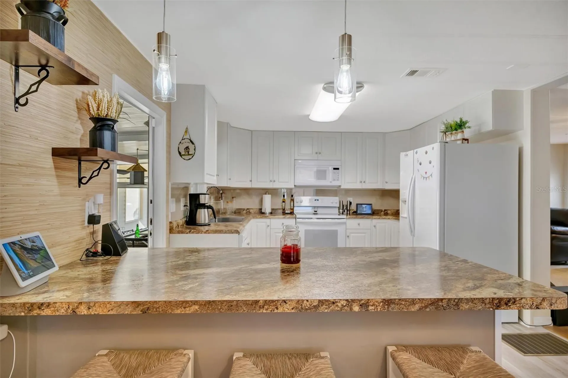117 S Saint Thomas Circle Apollo Beach FL 33572
