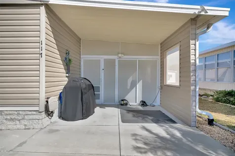 117 S Saint Thomas Circle Apollo Beach FL 33572