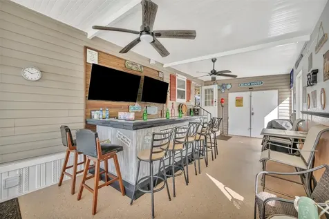 117 S Saint Thomas Circle Apollo Beach FL 33572