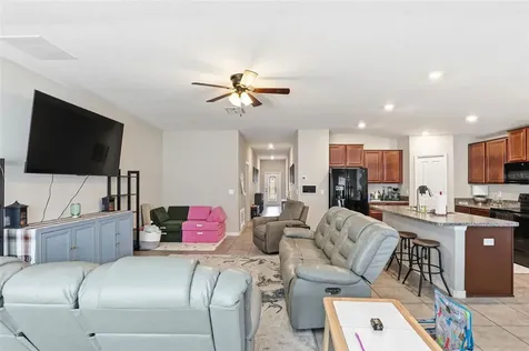 211 English Channel Place Dover FL 33527