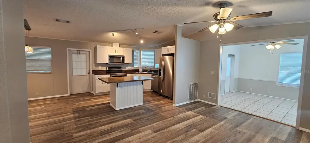 8410 Wagon Wheel Circle North Fort Myers FL 33917