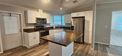 8410 Wagon Wheel Circle North Fort Myers FL 33917