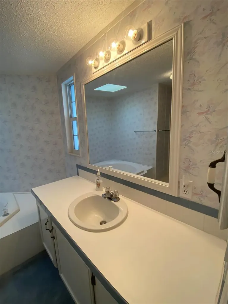 36722 Strand Drive Zephyrhills FL 33542