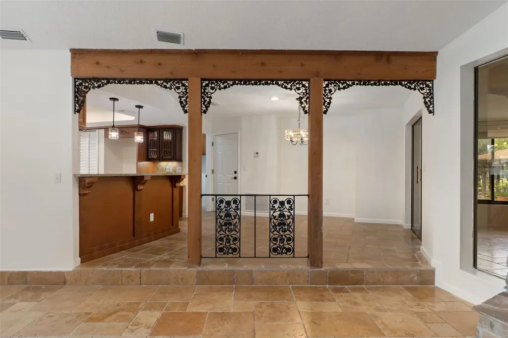 239 SE Paradise Point Road Crystal River FL 34429