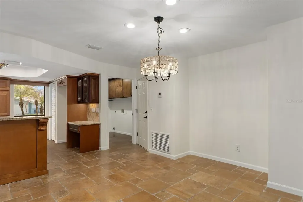 239 SE Paradise Point Road Crystal River FL 34429