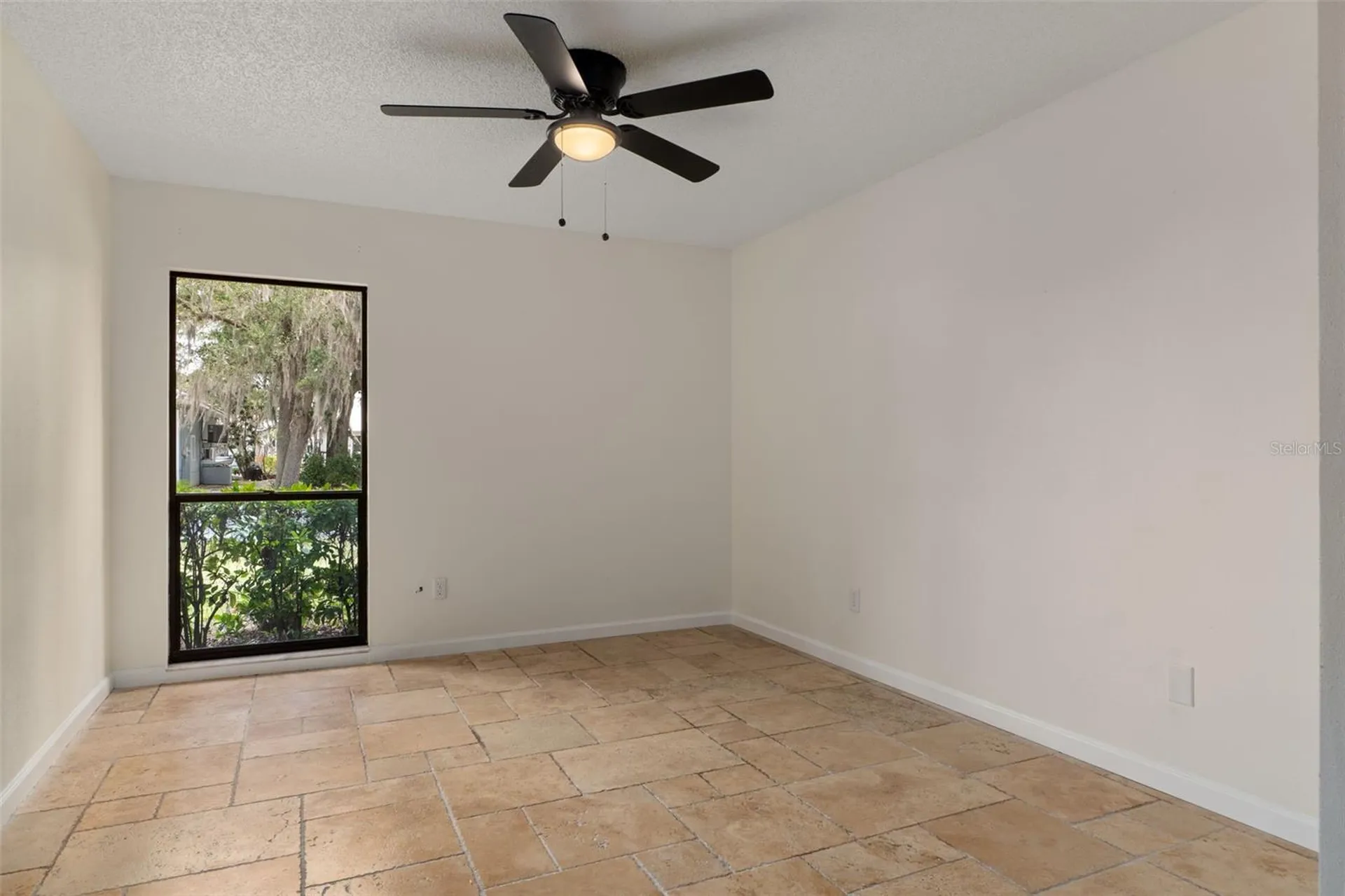 239 SE Paradise Point Road Crystal River FL 34429
