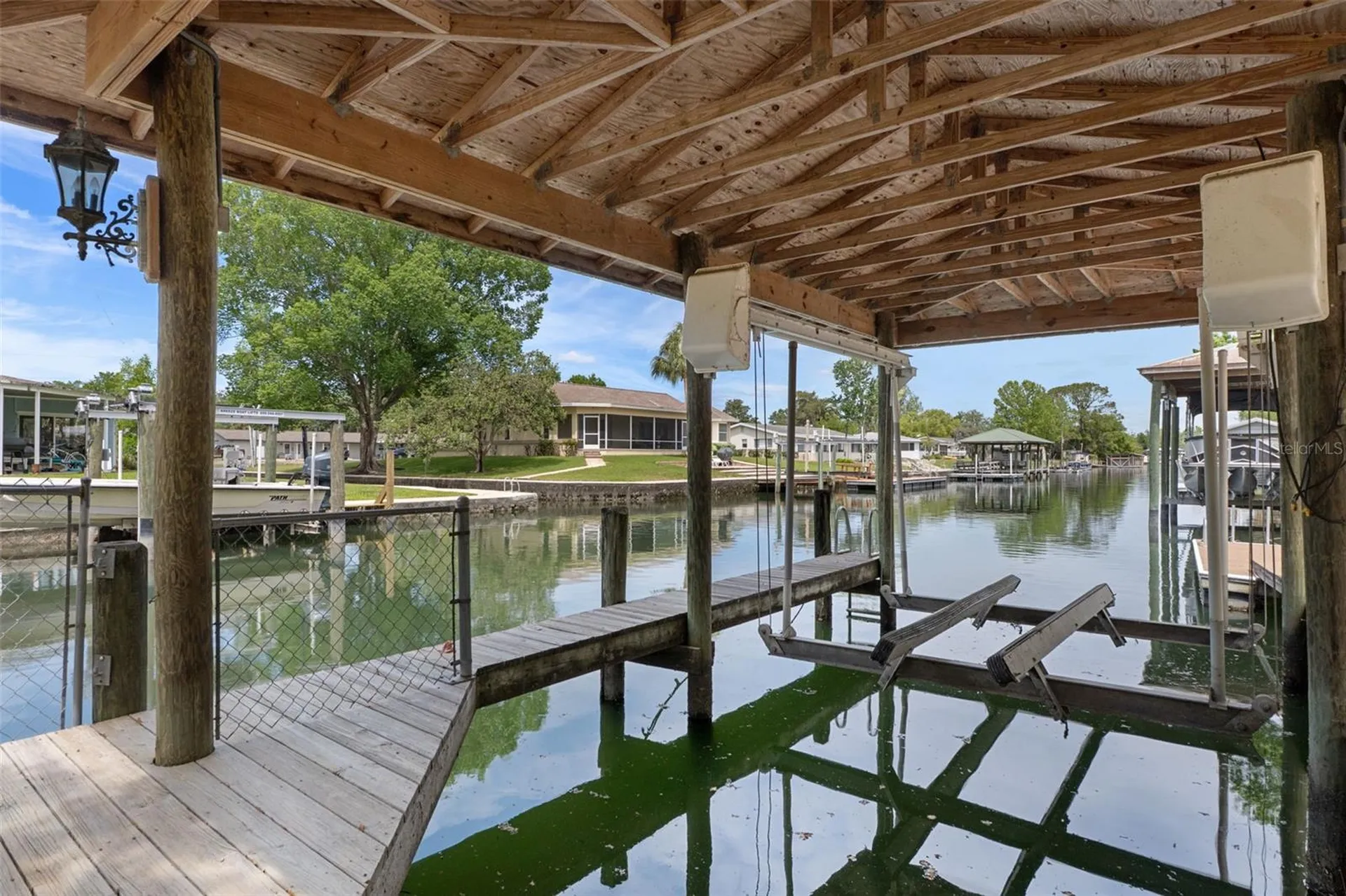 239 SE Paradise Point Road Crystal River FL 34429