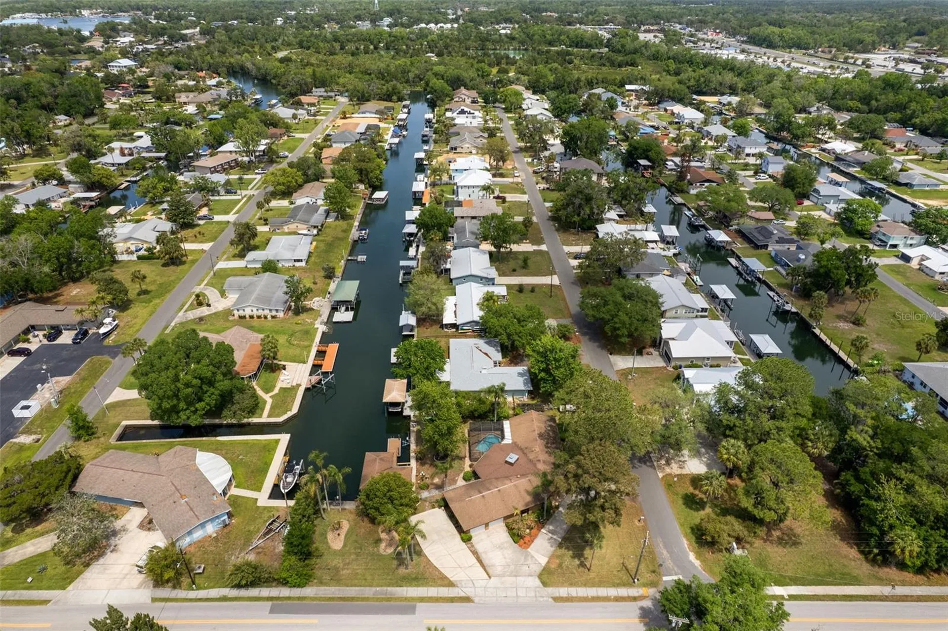 239 SE Paradise Point Road Crystal River FL 34429