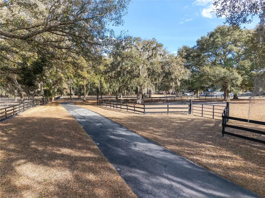12 Carry Back Road Ocala FL 34482