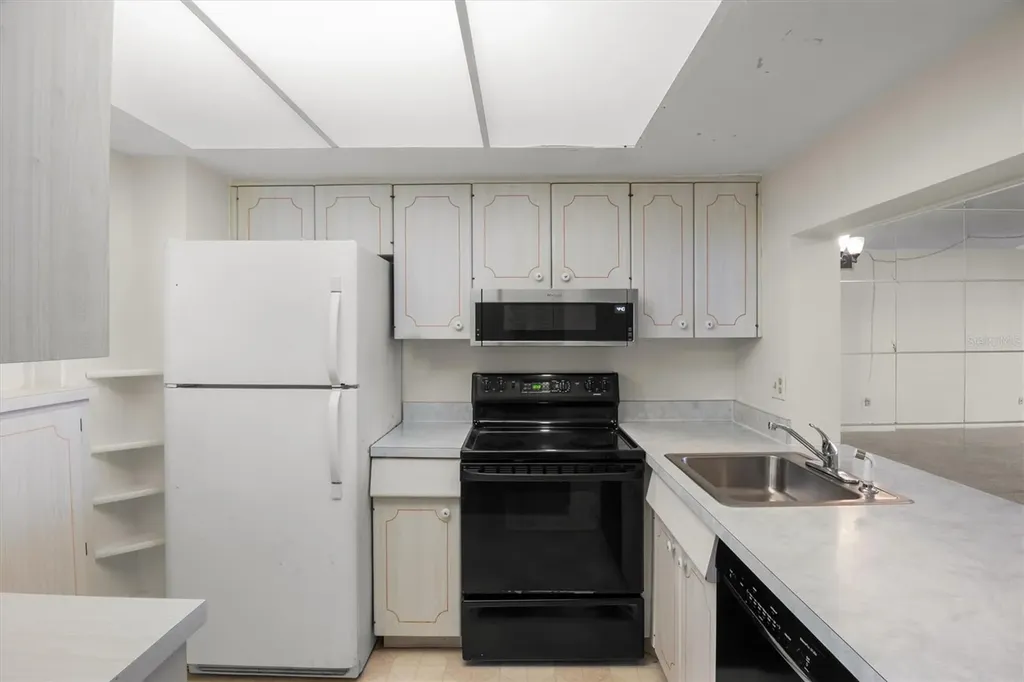 2131 Lakeview Drive Sebring FL 33870