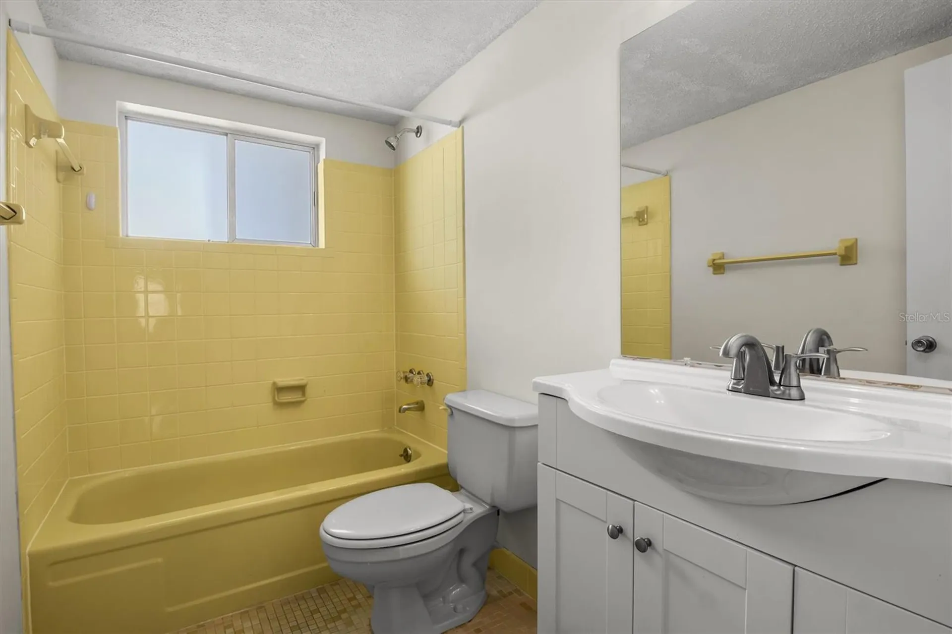 2131 Lakeview Drive Sebring FL 33870