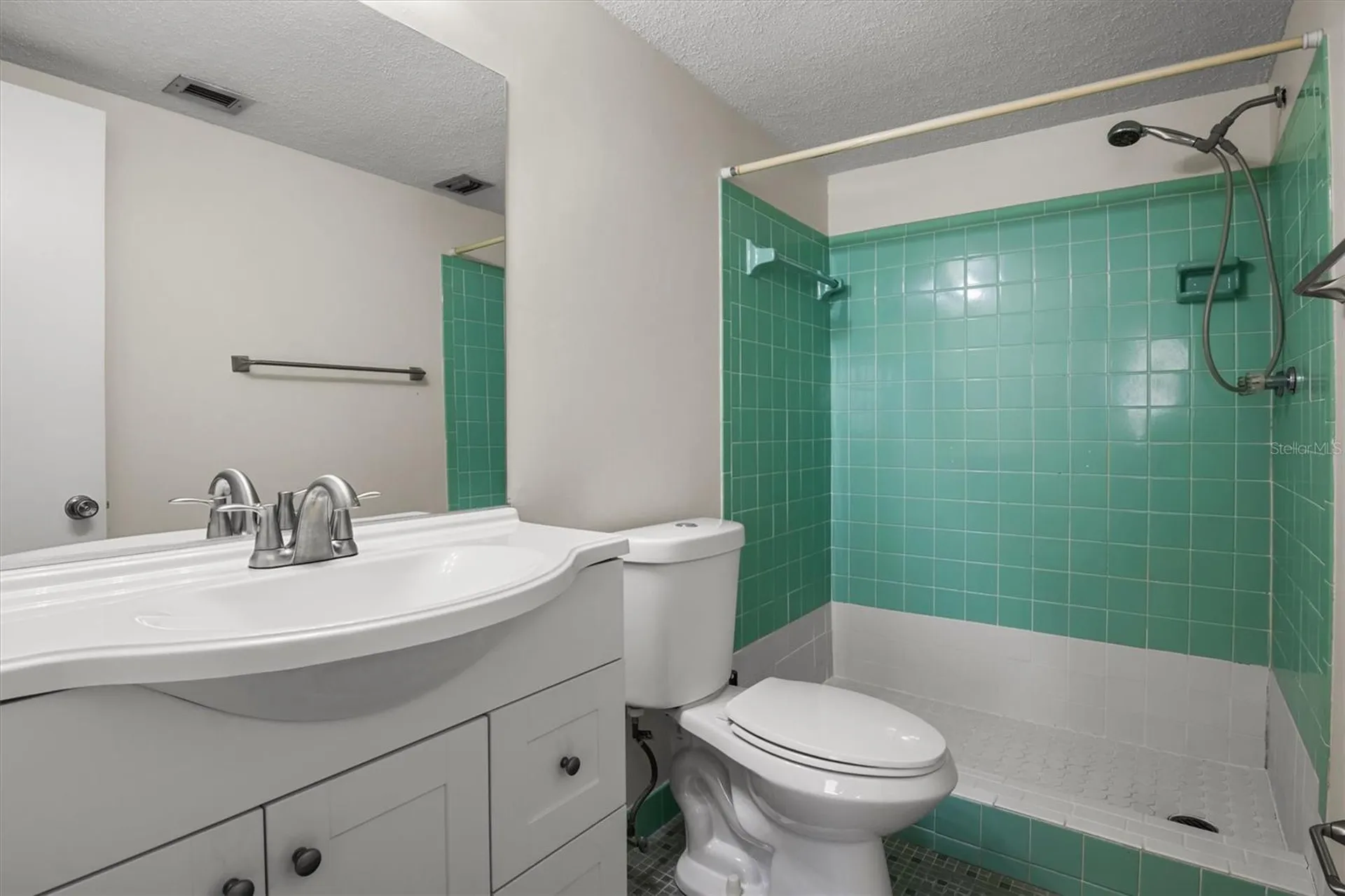 2131 Lakeview Drive Sebring FL 33870