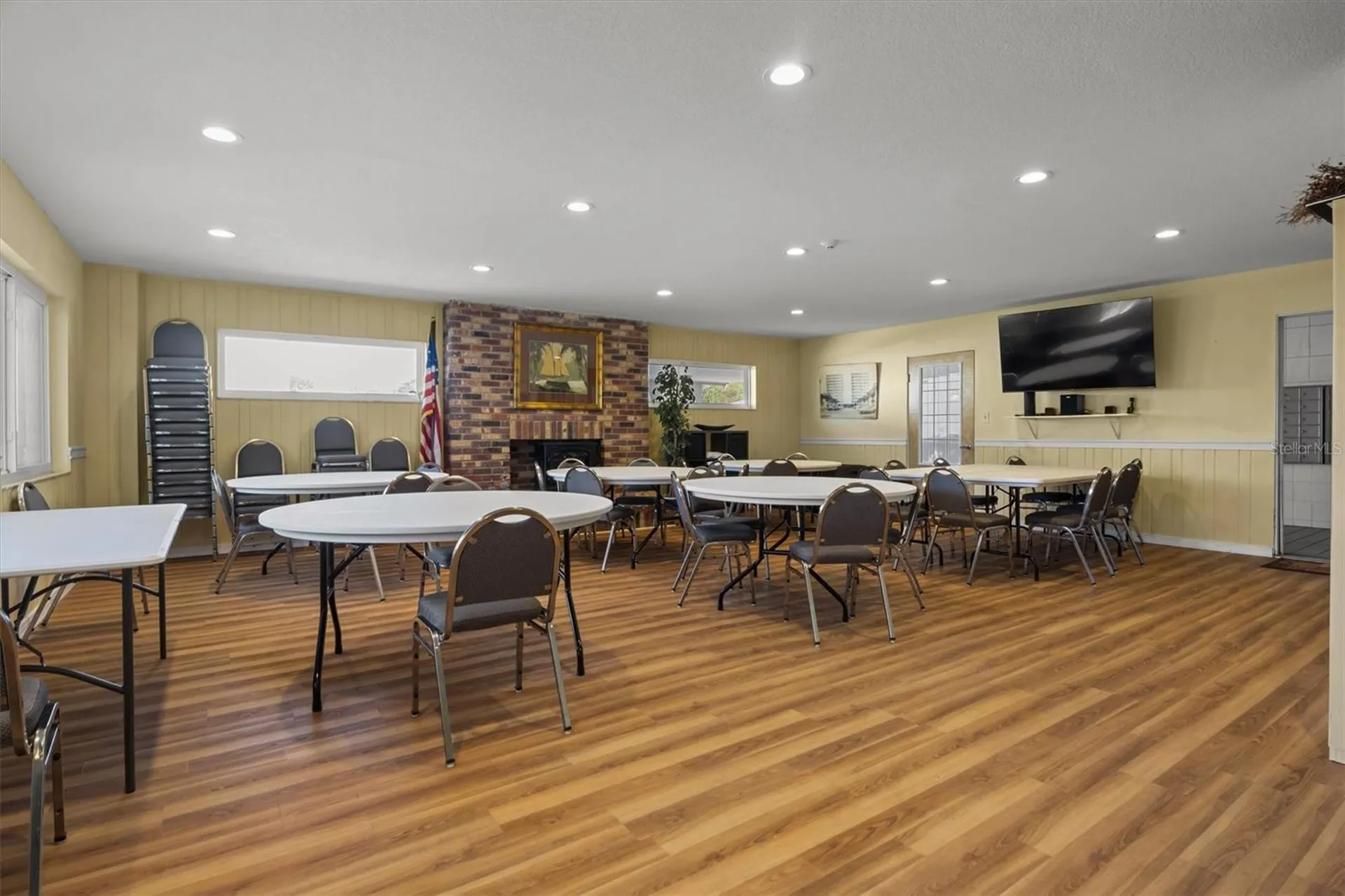 2131 Lakeview Drive Sebring FL 33870