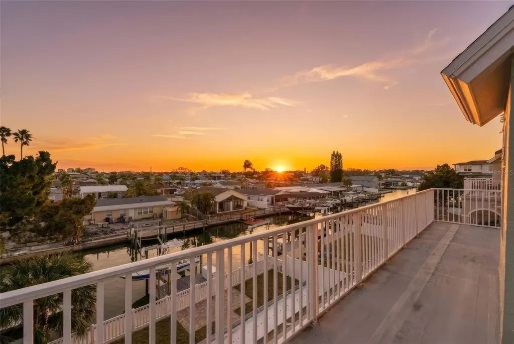 13741 Judy Avenue Hudson FL 34667