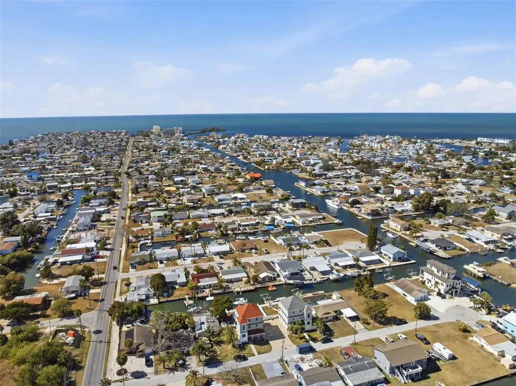 13741 Judy Avenue Hudson FL 34667