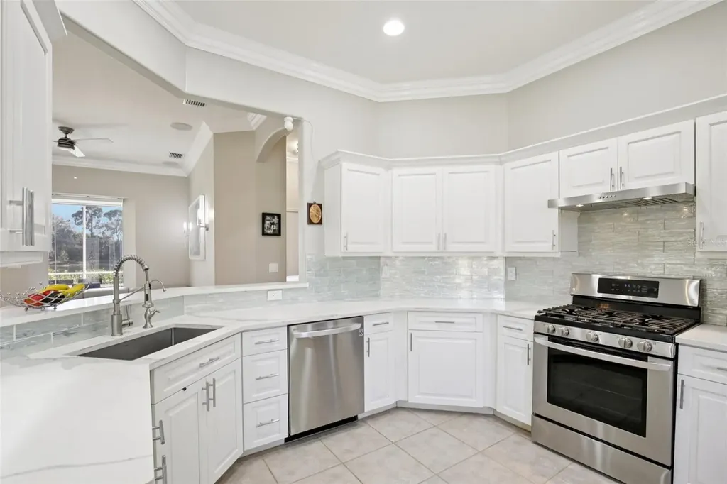 5260 Highbury Circle Sarasota FL 34238