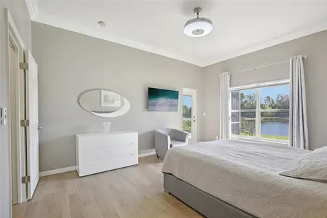 5260 Highbury Circle Sarasota FL 34238