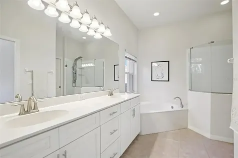 5260 Highbury Circle Sarasota FL 34238