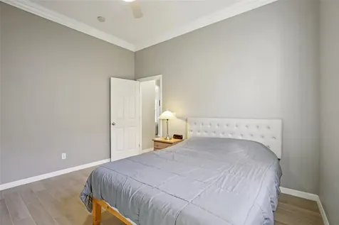 5260 Highbury Circle Sarasota FL 34238