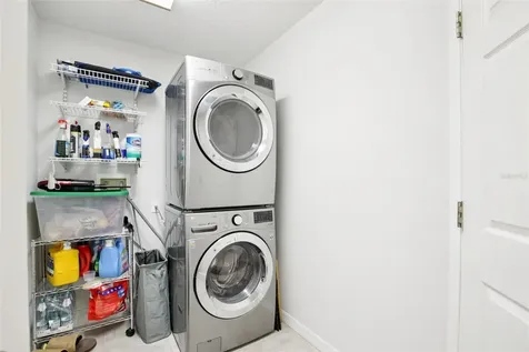 5260 Highbury Circle Sarasota FL 34238