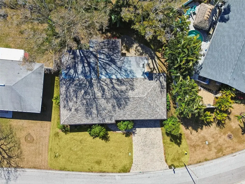 2268 Indian Avenue N Belleair Bluffs FL 33770