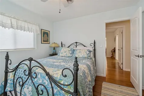 2268 Indian Avenue N Belleair Bluffs FL 33770