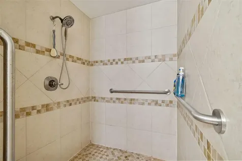 2268 Indian Avenue N Belleair Bluffs FL 33770