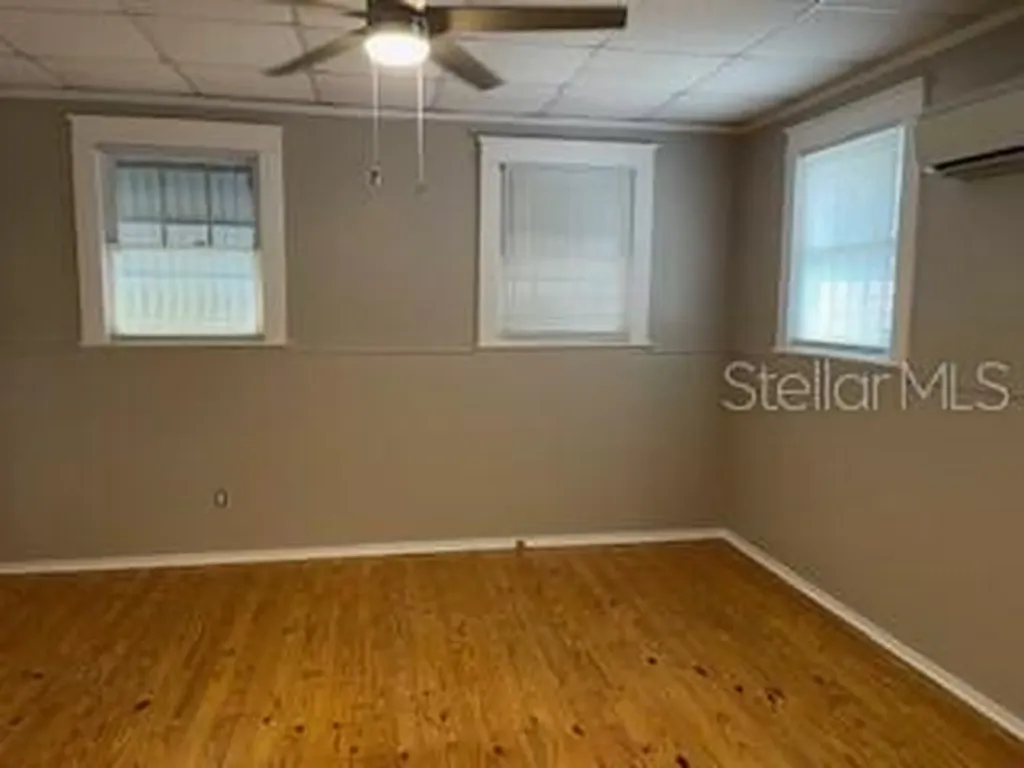 912 E Saint Clair Street Tampa FL 33605