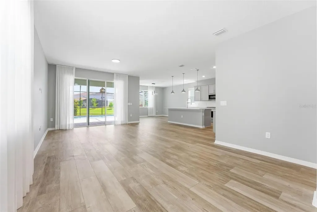 8368 Fenton Street Orlando FL 32836