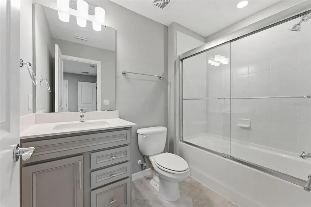 8368 Fenton Street Orlando FL 32836
