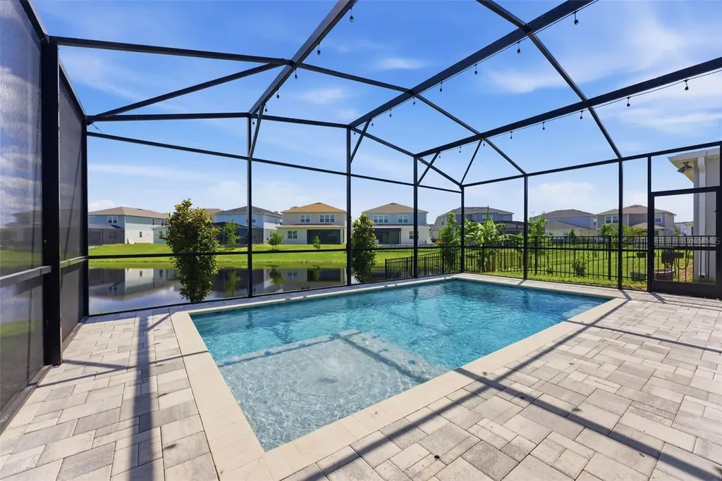 8368 Fenton Street Orlando FL 32836