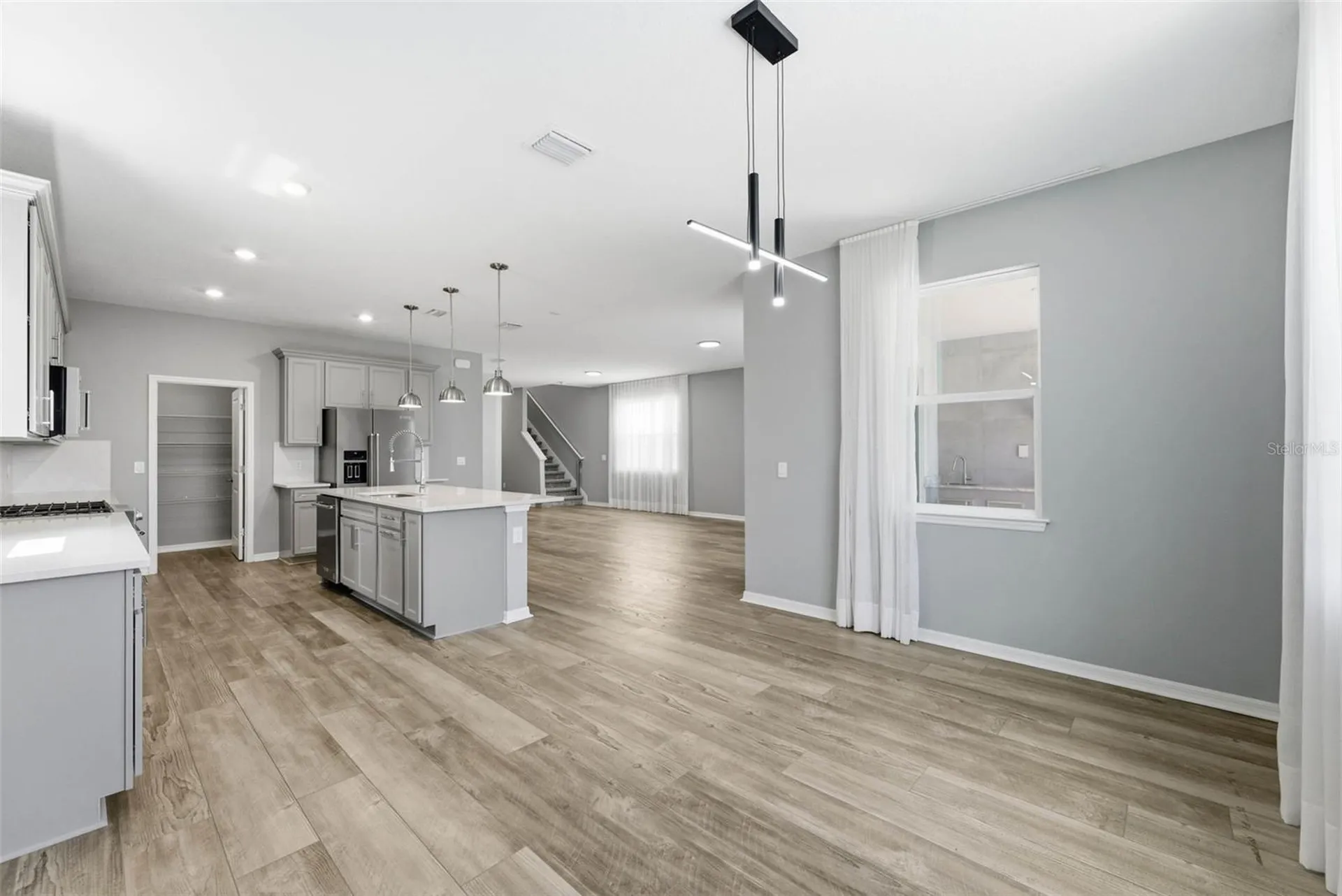 8368 Fenton Street Orlando FL 32836