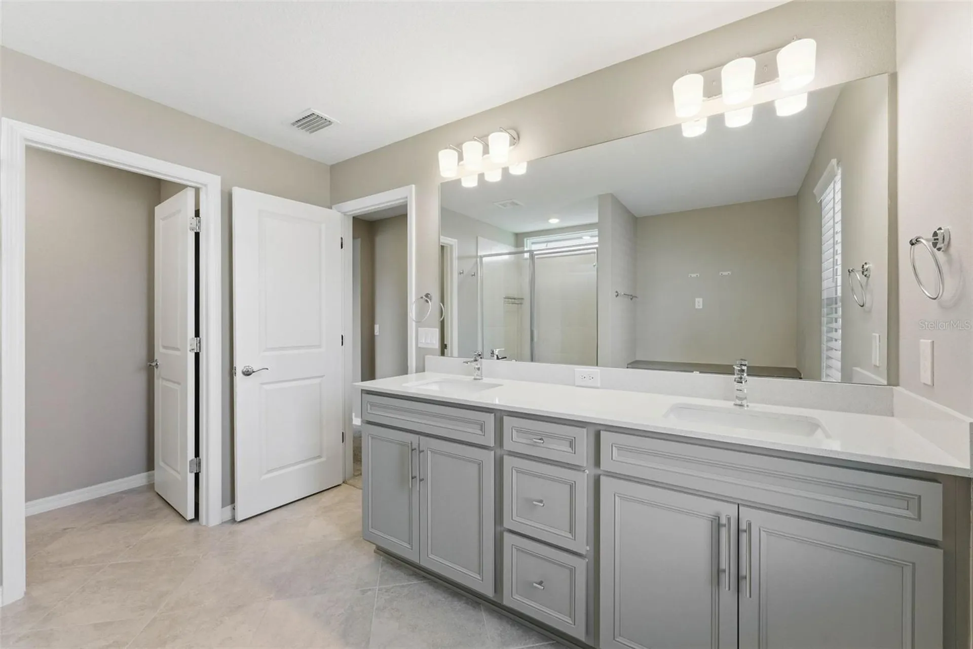 8368 Fenton Street Orlando FL 32836