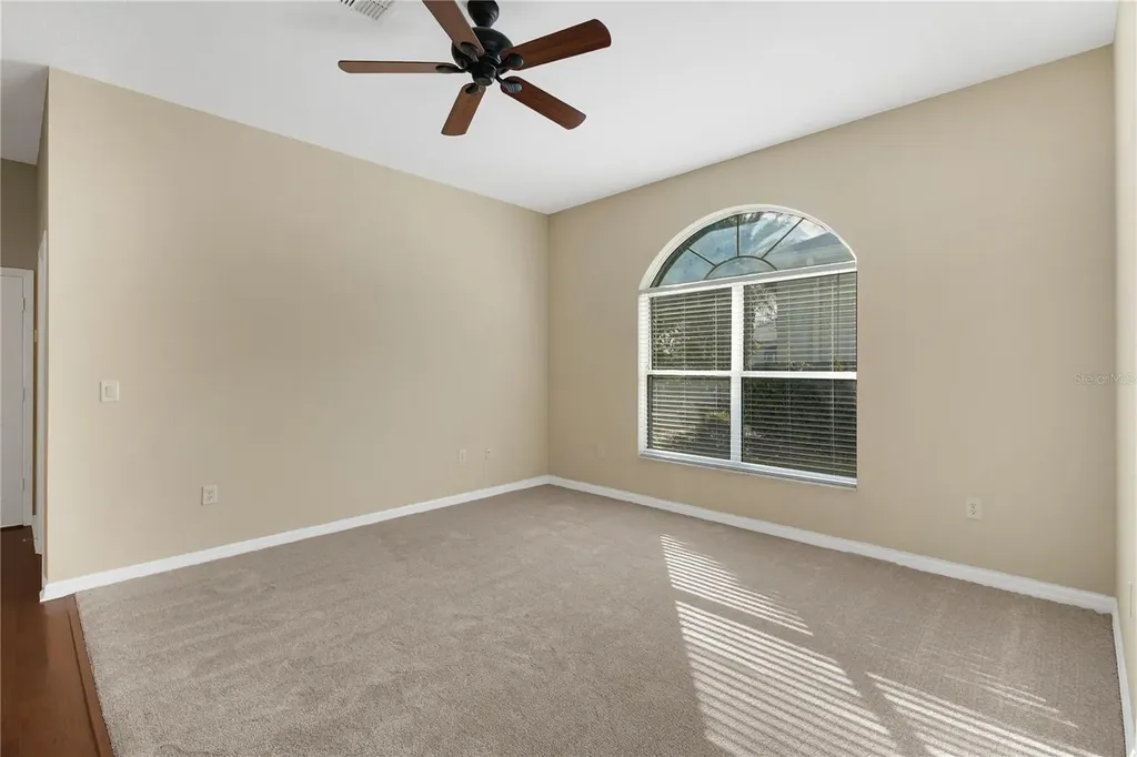3715 Mulberry Grove Loop Leesburg FL 34748