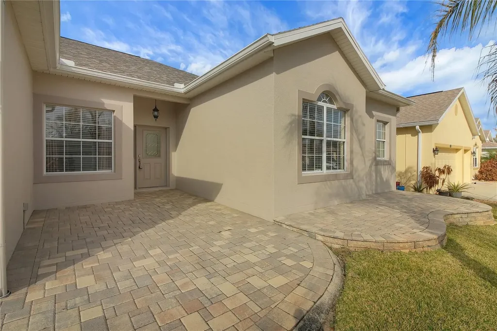 3715 Mulberry Grove Loop Leesburg FL 34748