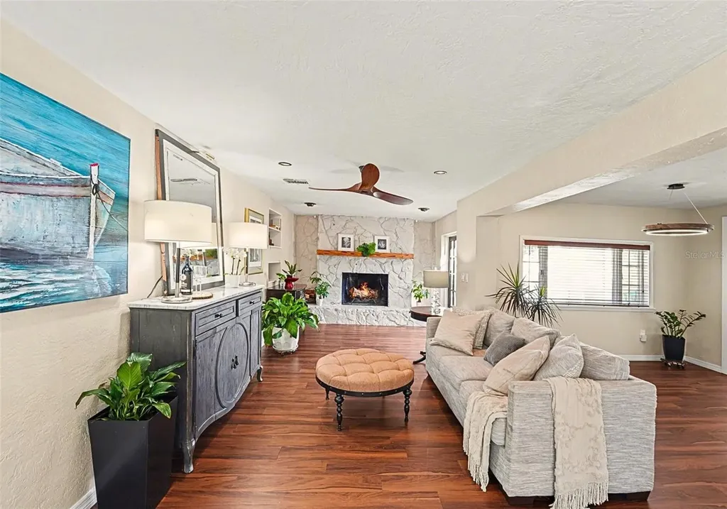 4600 30th Avenue N St Petersburg FL 33713