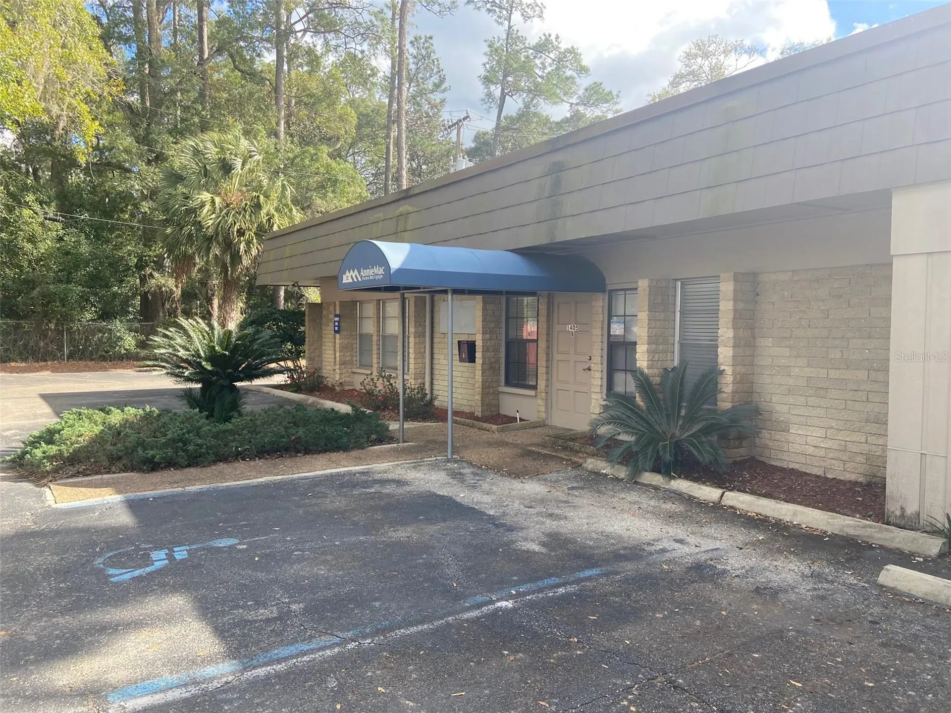 1405 NW 13th Street Gainesville FL 32601