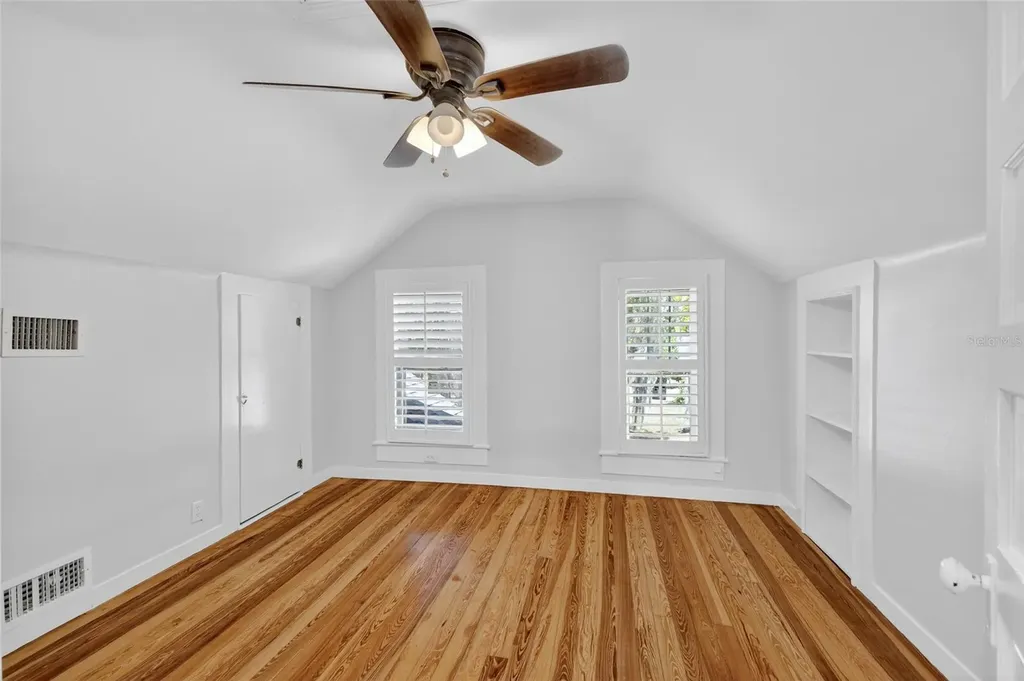 92 S Trowell Avenue Umatilla FL 32784
