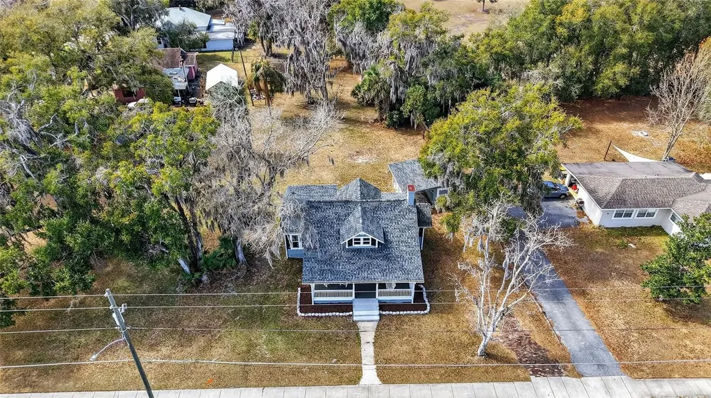 92 S Trowell Avenue Umatilla FL 32784