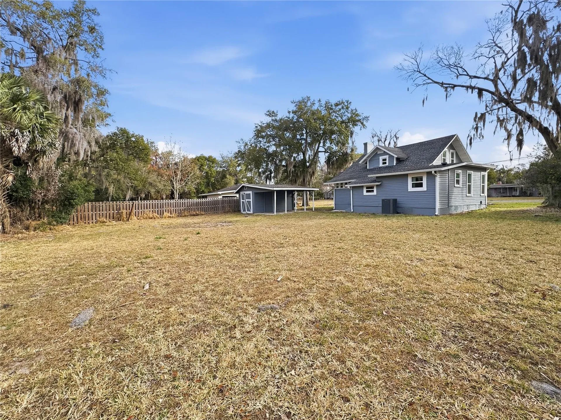 92 S Trowell Avenue Umatilla FL 32784