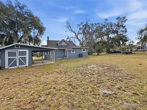 92 S Trowell Avenue Umatilla FL 32784