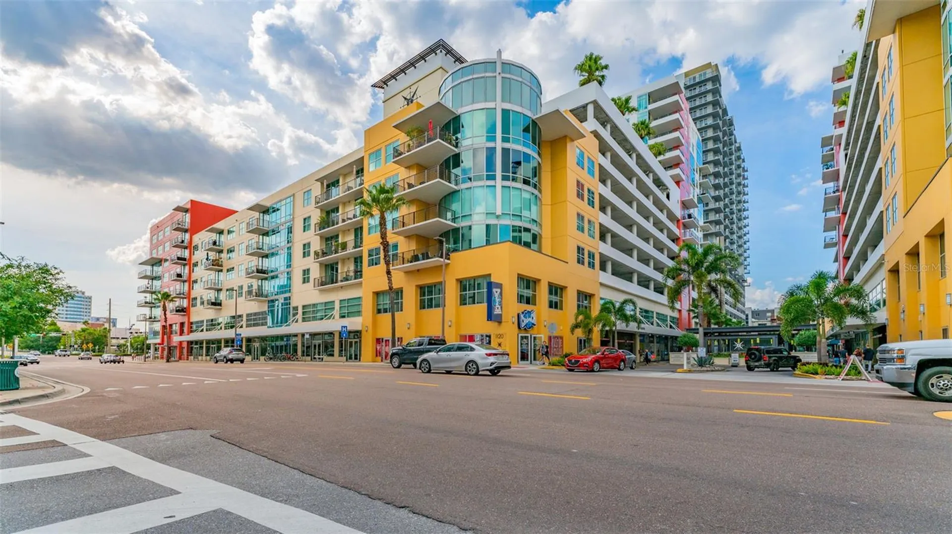 1120 E Kennedy Boulevard Tampa FL 33602