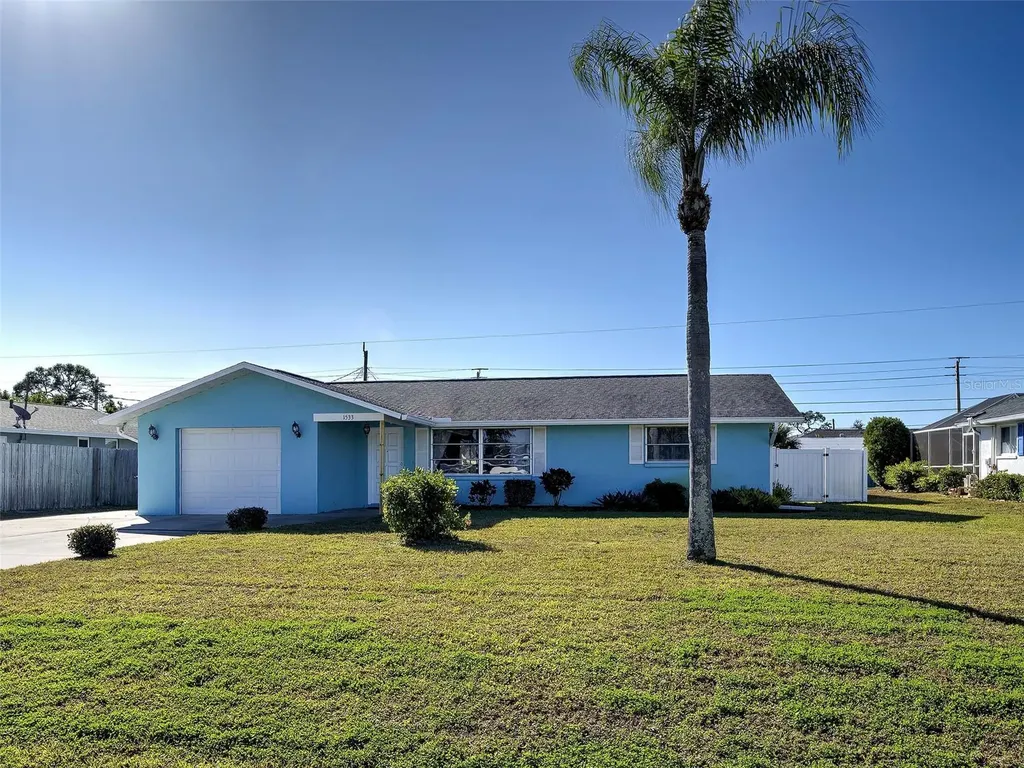 1533 Crest Drive Englewood FL 34223